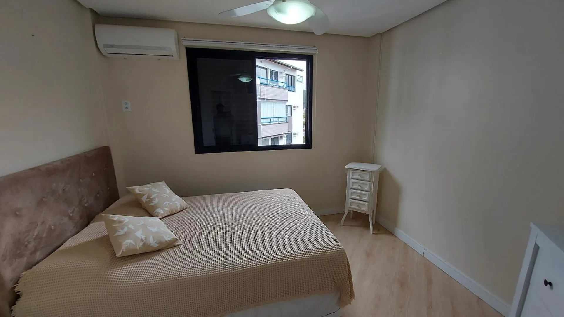 C159 Sofisticado Apartamento De Dois Quartos, Com Uma Linda Vista Para O Mar Florianópolis 0*,  Brezilya